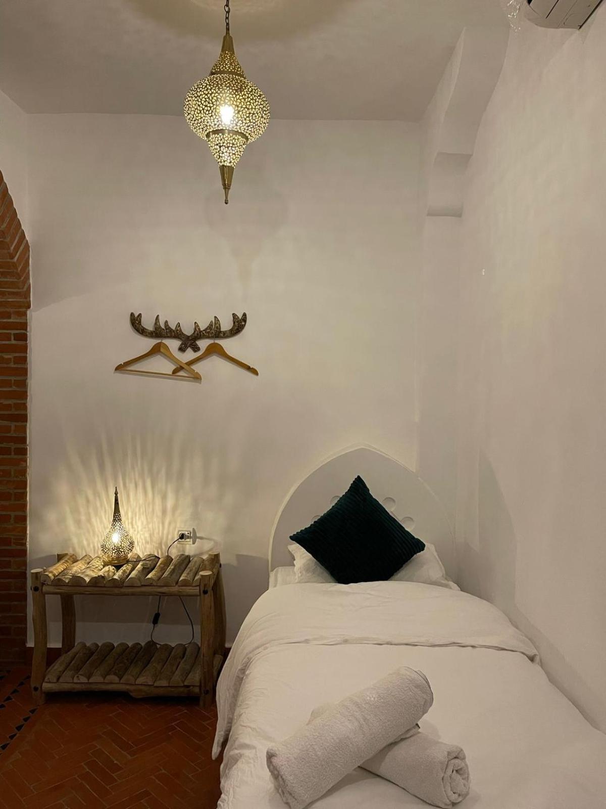 Riad Bab Mahruk Hotel Chefchaouen Exterior photo