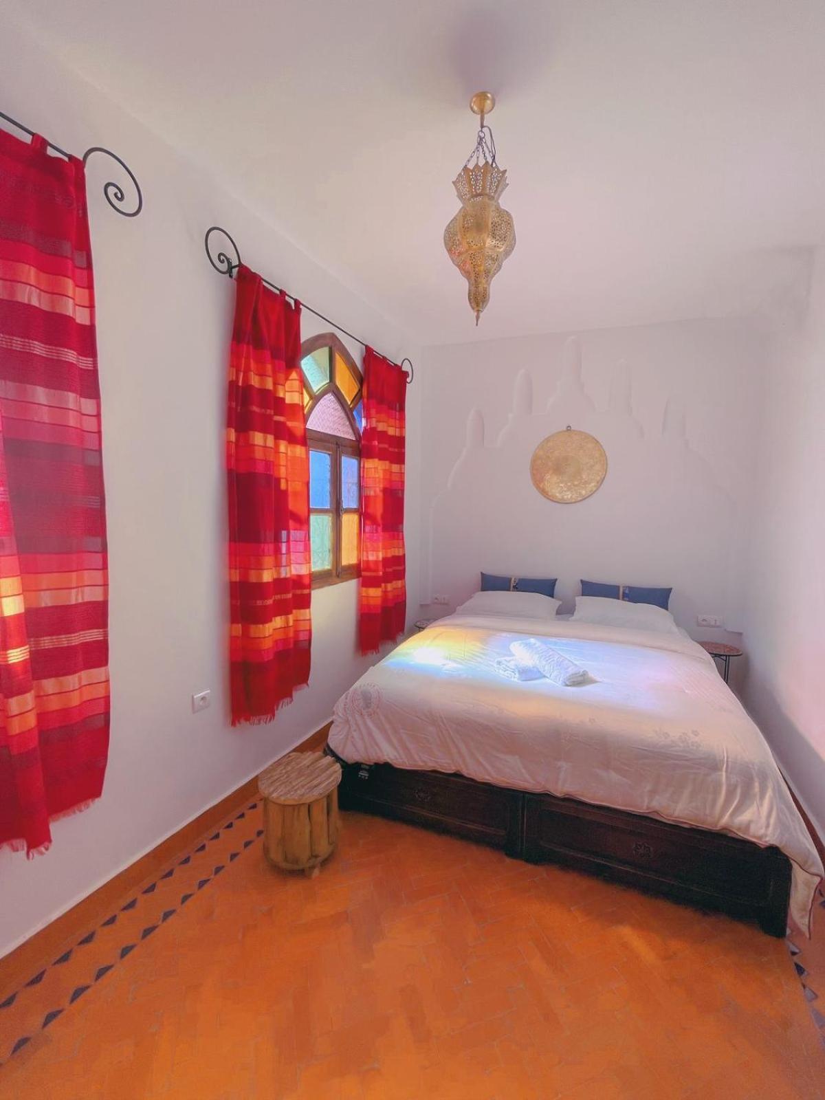Riad Bab Mahruk Hotel Chefchaouen Exterior photo